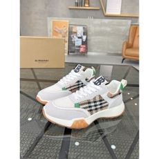 Burberry Low Shoes